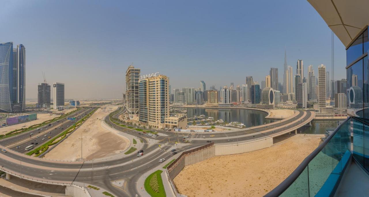 Bay Gem With Panoramic Burj Khalifa And Canal View Apartment Dubai